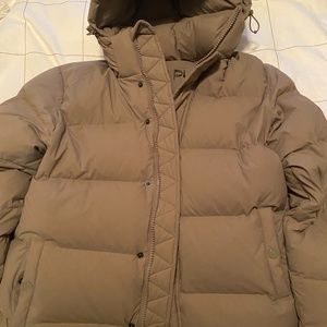 Aritzia The Super Puff in Modern Taupe